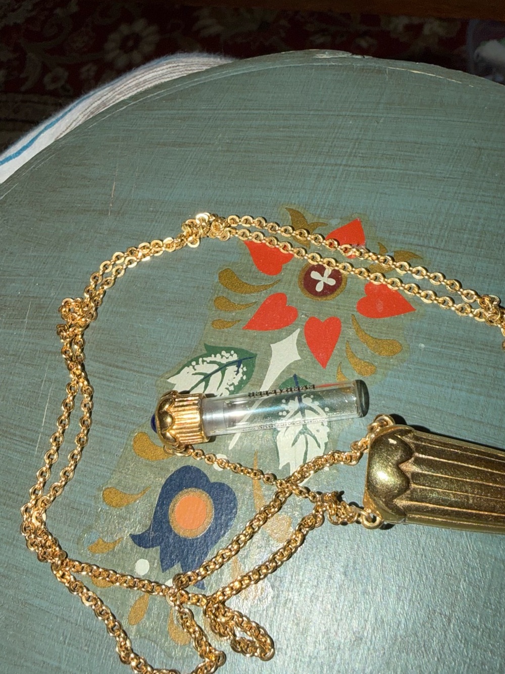 Gold-Tone Pendant Perfume Necklace - Elegant Ribbed Capsule Pendant - Picture 3 of 5